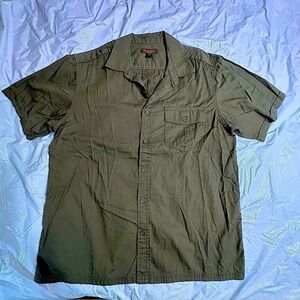Northwest Territory Khaki Green Casual Button Down Shirt Size Large